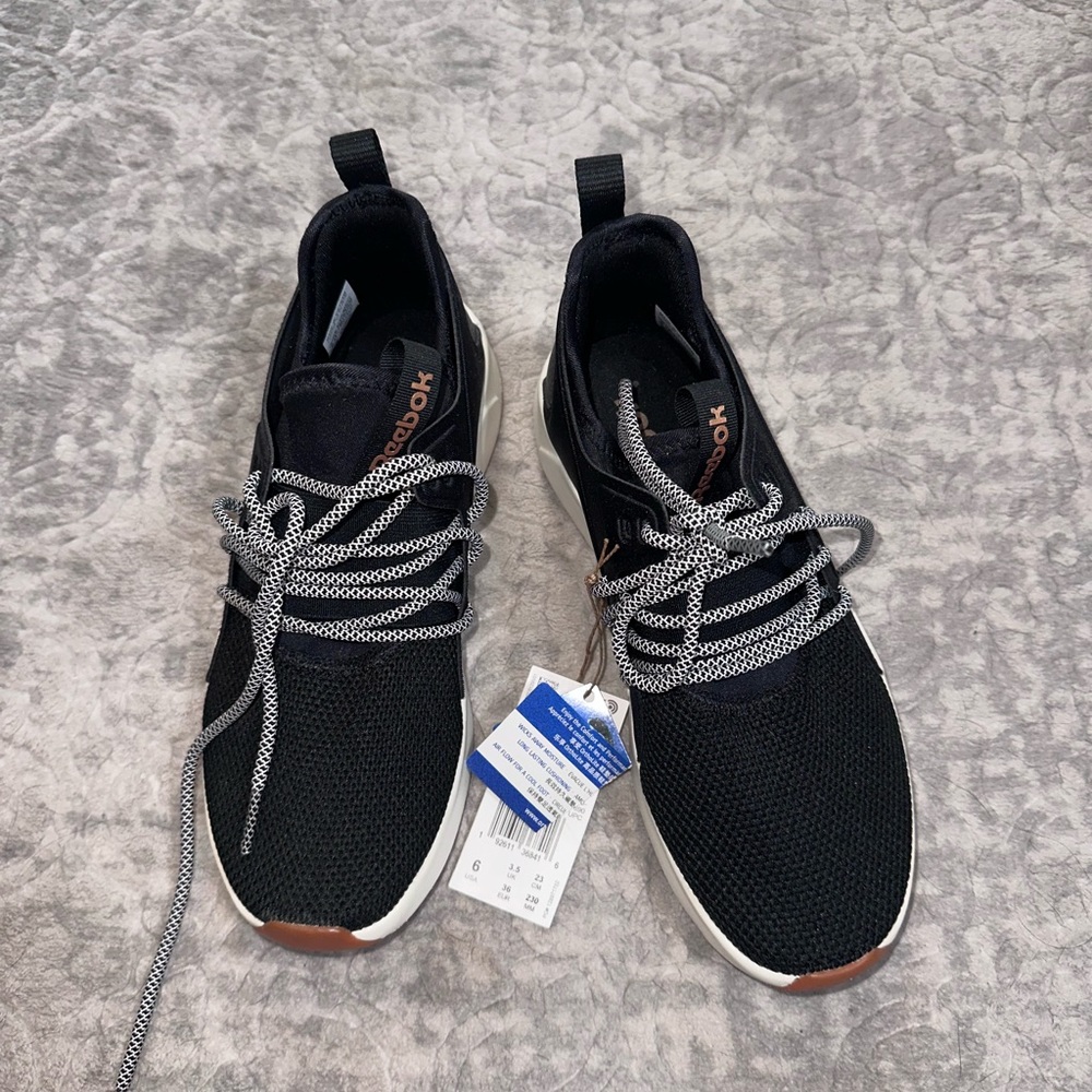 BRAND NEW Reebok guresu 2 womens shoes